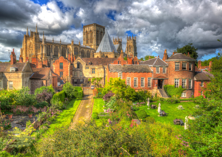 Ilustrace - Yorská katedrála