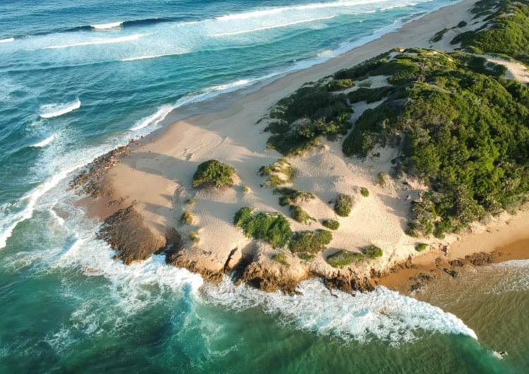 Pohled z dronu – pláž