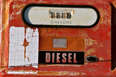 Staré dieselové čerpadlo