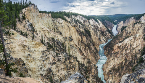 Yellowstone a Grand Canyon