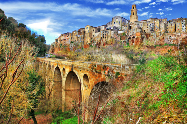 Pitigliano