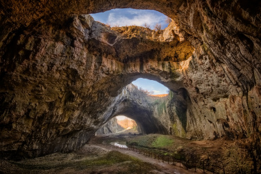 Nádherný pohled z jeskyně