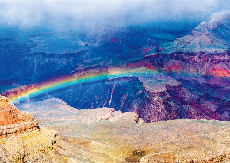 Duha nad Grand Canyonem